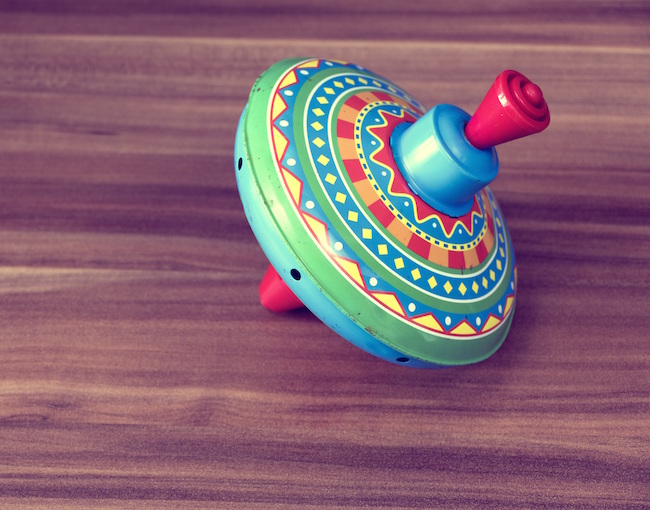 Spinning top toy